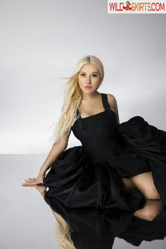 Christina Aguilera / xtina nude Instagram leaked photo #157