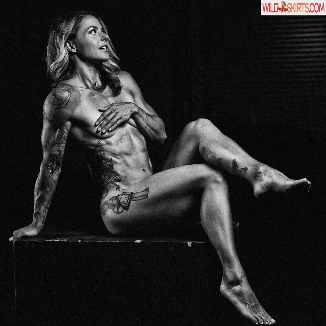 Christmas Abbott nude leaked photo #10