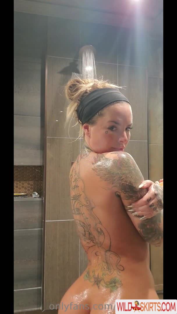 Christy Mack nude leaked photo #397