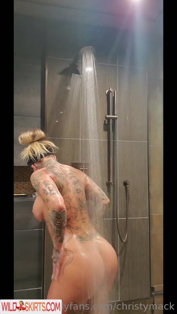 Christy Mack nude leaked photo #394