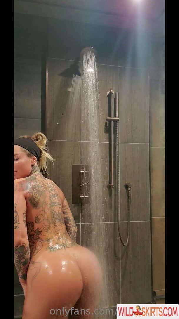 Christy Mack nude leaked photo #312