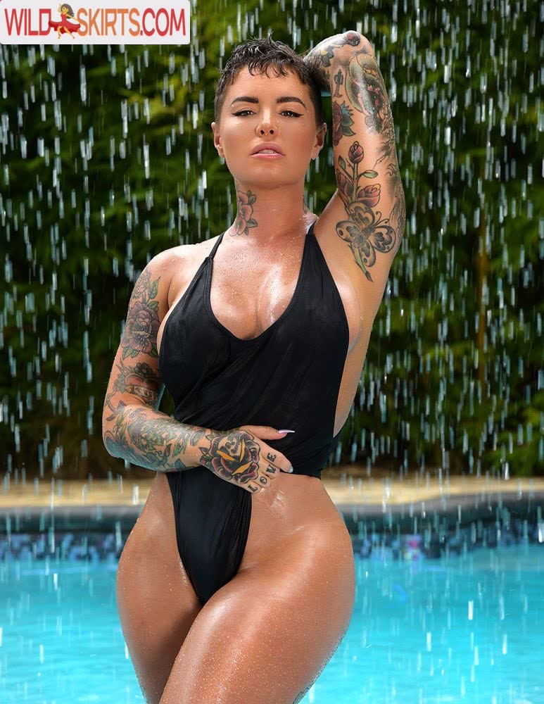 Christy Mack nude leaked photo #485