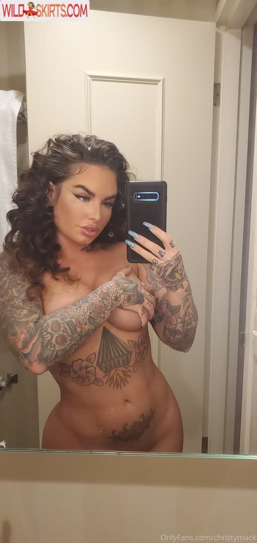 Christy Mack nude leaked photo #179