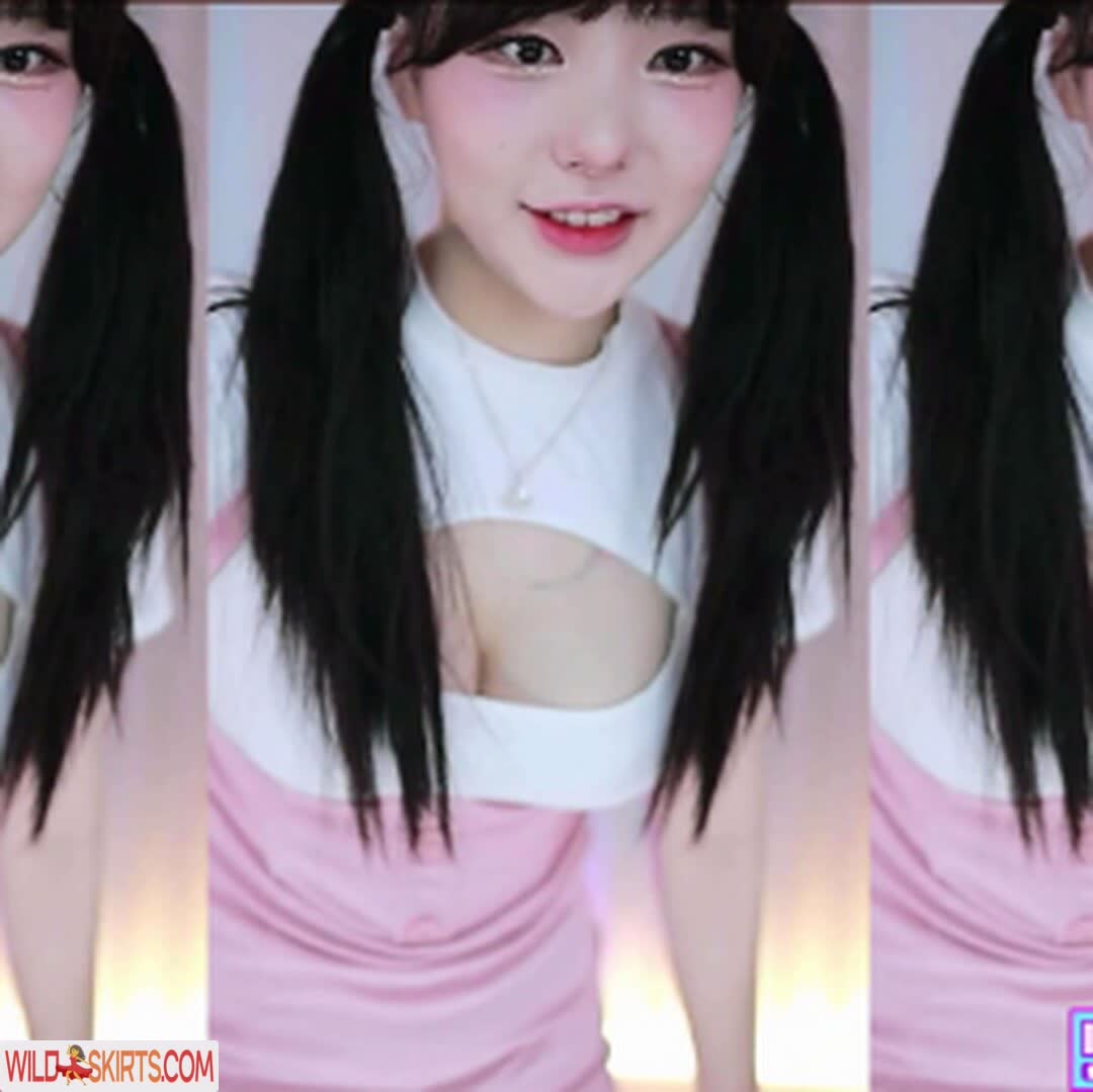 ChuJeong nude leaked photo #6