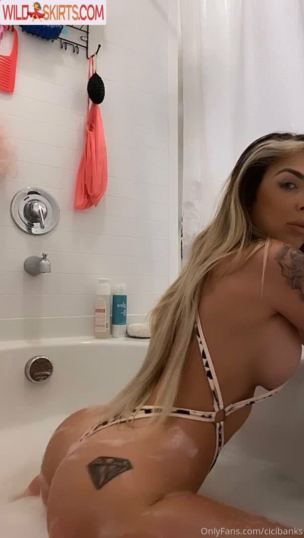 Cicibanks nude leaked photo #12