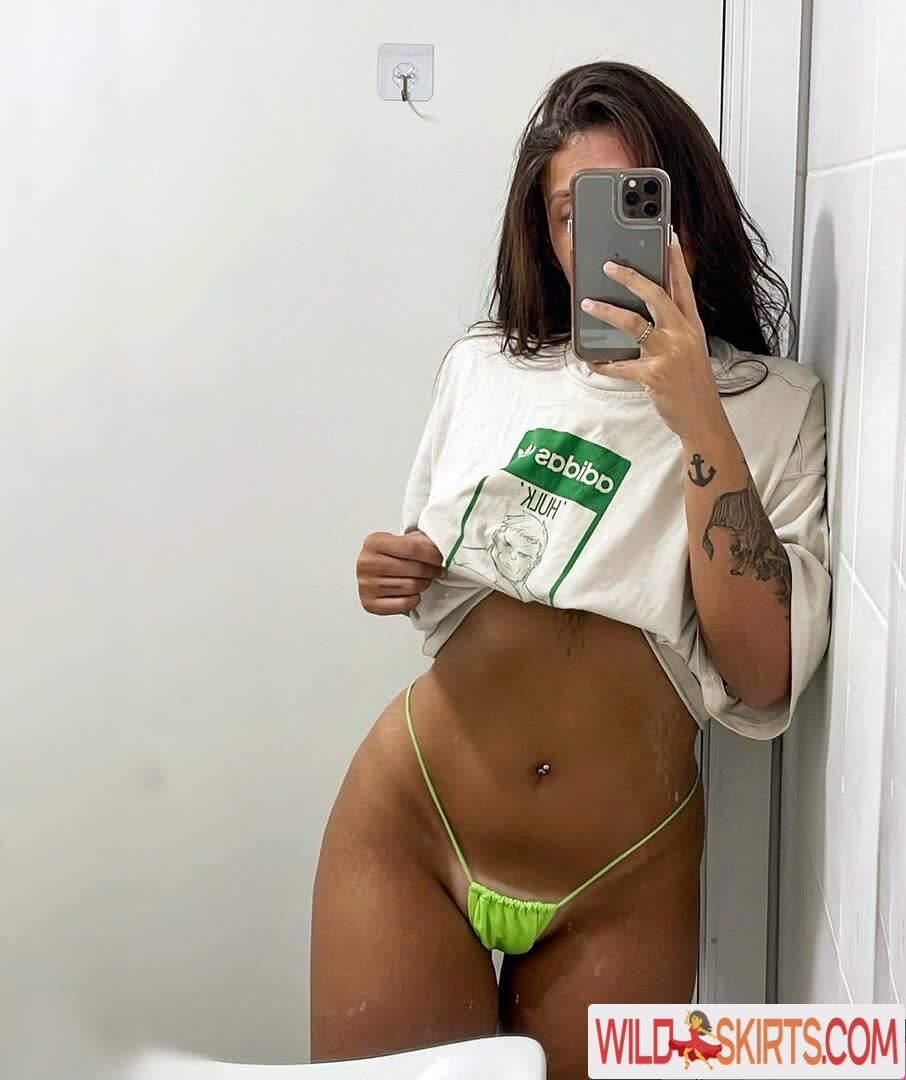 Cinthia Farias / Cinyttt / cinfariax / cinthiafariax nude Instagram leaked photo #7