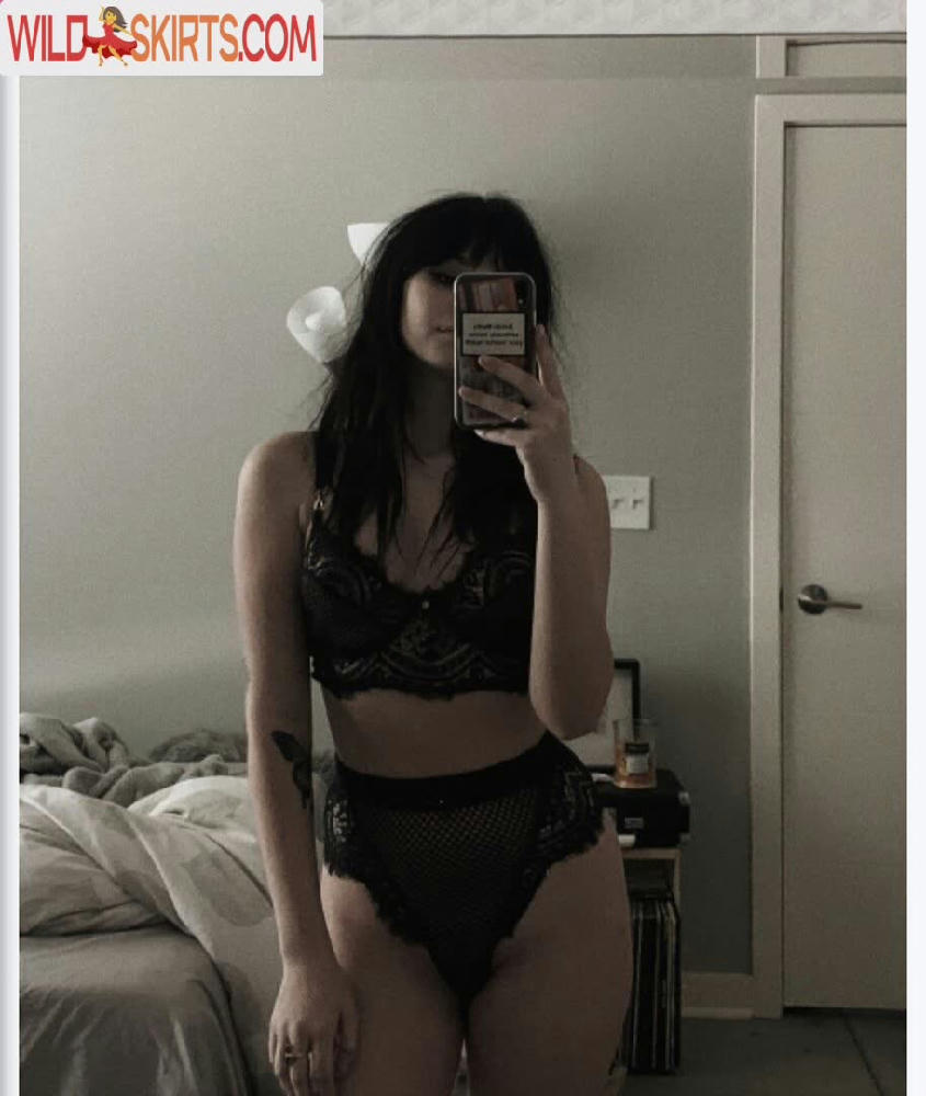 Claire Estabrook / Lilmoonbbyy / Nonsalemwitch / Plurrrkittyy nude OnlyFans, Instagram leaked photo #4