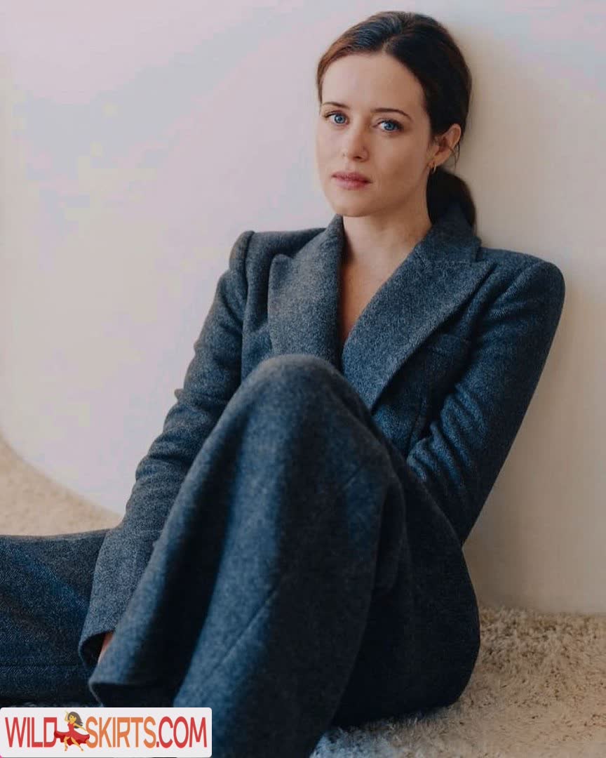 Claire Foy / theclairefoy nude Instagram leaked photo #4