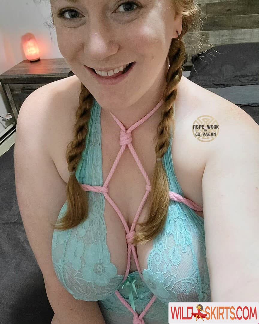 Claire / clairesonlyfans / clairesstores / this_horny_girl / witchy_little_wit nude OnlyFans, Instagram leaked photo #9