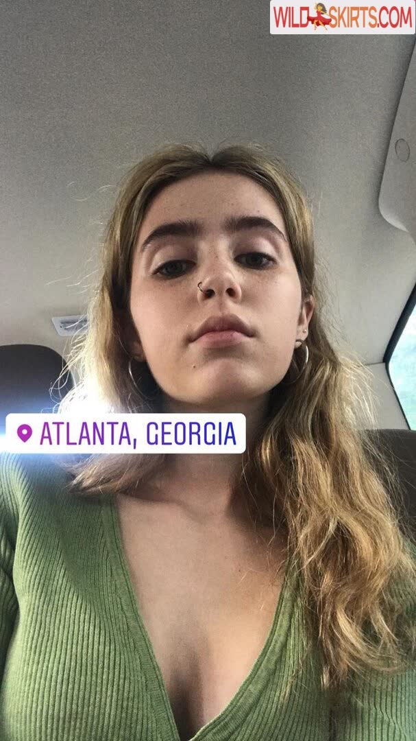 Clairo / Claire Cottrill / clairo nude Instagram leaked photo #2