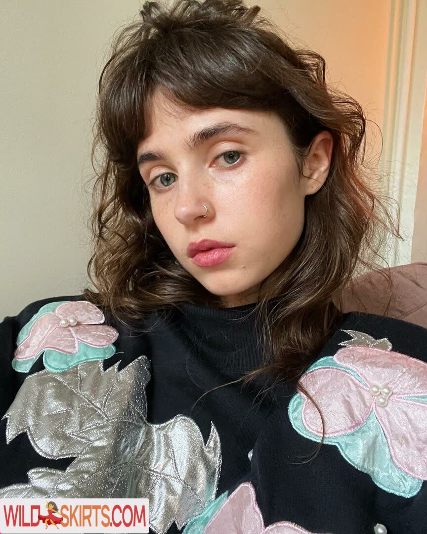 Clairo / Claire Cottrill / clairo nude Instagram leaked photo #10