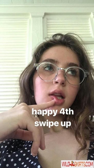 Clairo / Claire Cottrill / clairo nude Instagram leaked photo #28