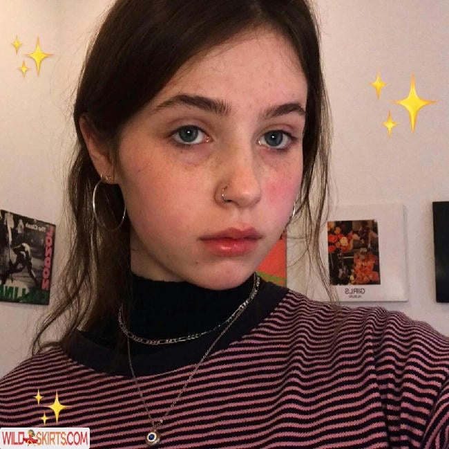 Clairo / Claire Cottrill / clairo nude Instagram leaked photo #27