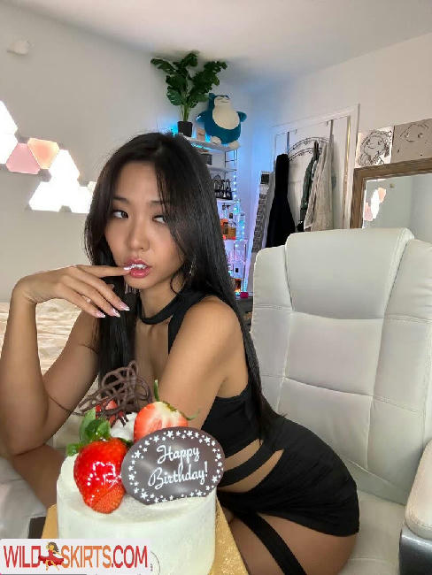 Classic_Christinee / classic__christine / meanychristiney nude OnlyFans, Instagram leaked photo #20