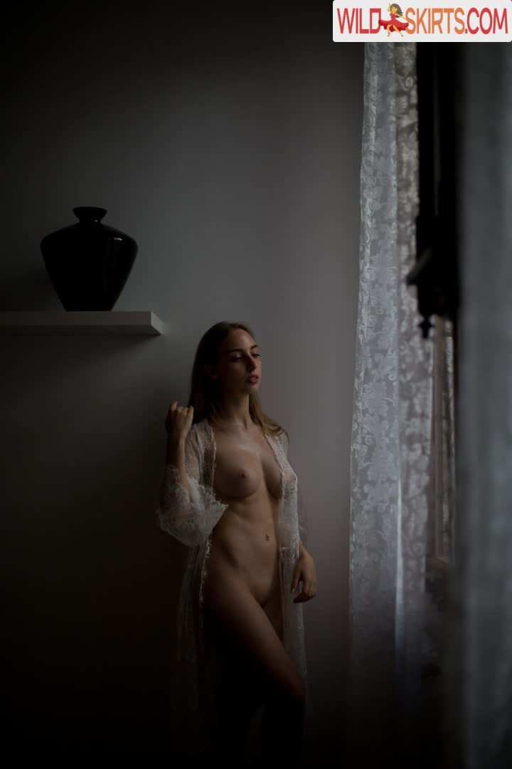 Claurilion / Claudia Lion / Claurilion nude Patreon, Instagram leaked photo #4