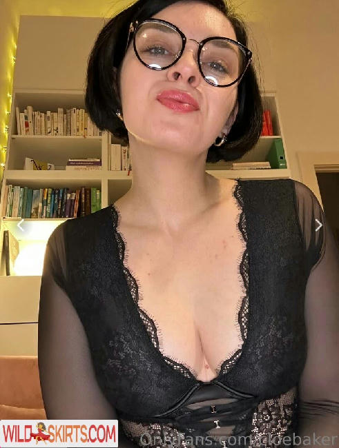 cloebaker / cloebaker / cloetheteacher nude OnlyFans, Instagram leaked photo #17