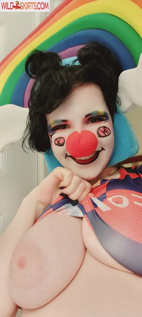 Clown Girls nude leaked photo #40