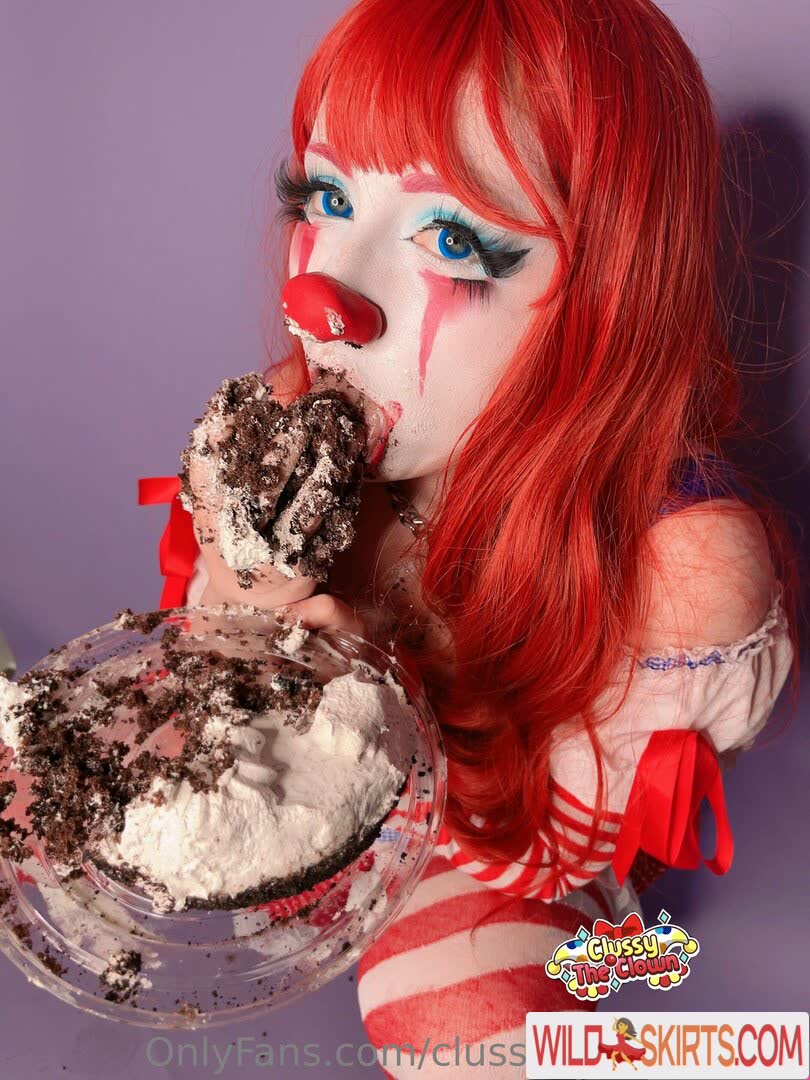 Clussytheclownfree nude leaked photo #38