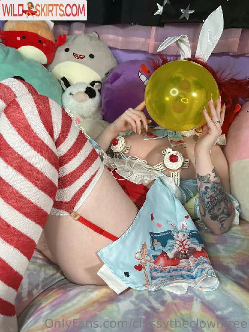 clussytheclownfree nude OnlyFans leaked photo #9