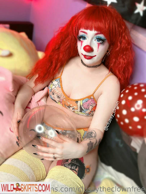 clussytheclownfree nude OnlyFans leaked photo #28