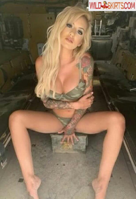 Combat Barbie / rianna carpenter / riannacarpenter / thecombatbarbie nude OnlyFans, Instagram leaked photo #9