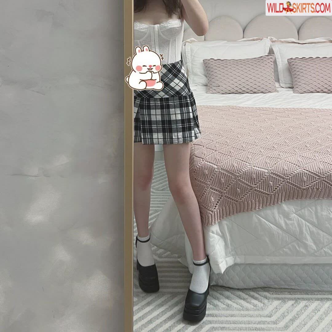 Comunivia / meguca888 nude Instagram leaked photo #12