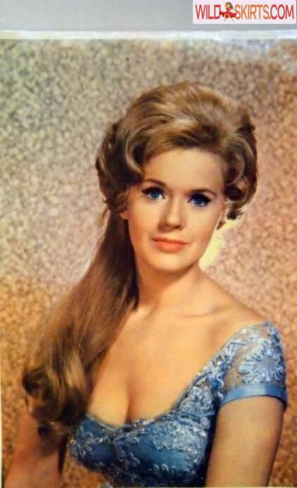 Connie Stevens nude leaked photo #31