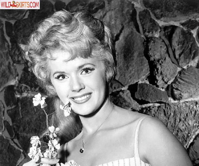 Connie Stevens / theconniestevens nude Instagram leaked photo #32