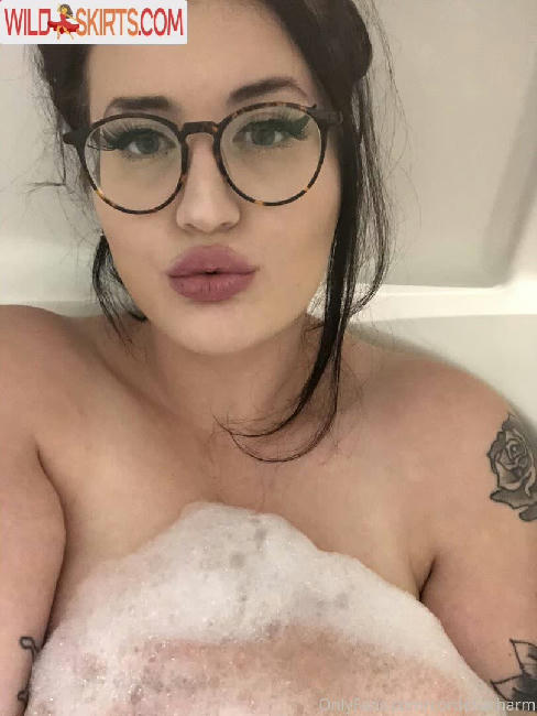 cordeliacharm / cordeliacharm / cordeliacharmxx nude OnlyFans, Instagram leaked photo #1