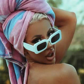 Courtney Taylor nude photos & videos
