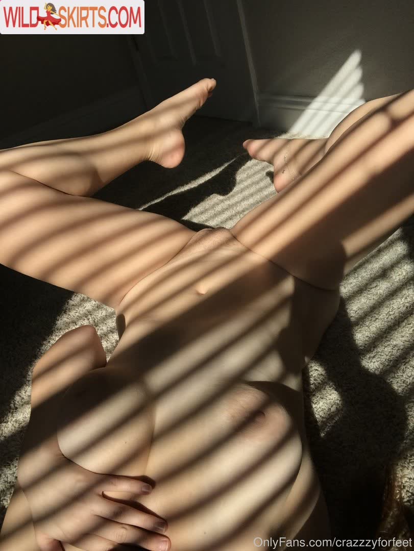 CrazyForFeet nude leaked photo #50