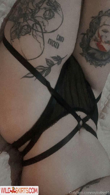 crybabyy19 / _crybabyy19 / crybabyy19 nude OnlyFans, Instagram leaked photo #122