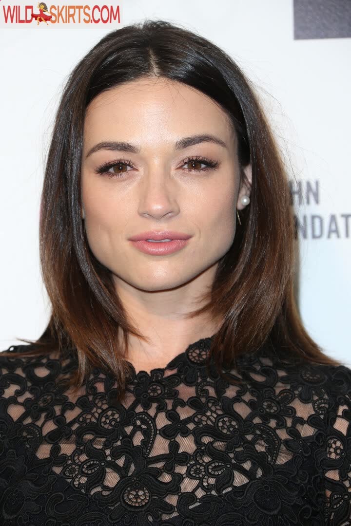 Crystal Reed nude leaked photo #15