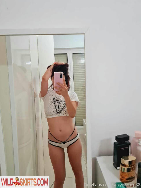 cuckoldhotwife4you / cuckoldhotwife4you / hercu_mo8 nude OnlyFans, Instagram leaked photo #8