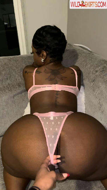 cupcake / distinct_queenn / funsize_69 nude OnlyFans, Instagram leaked photo #1