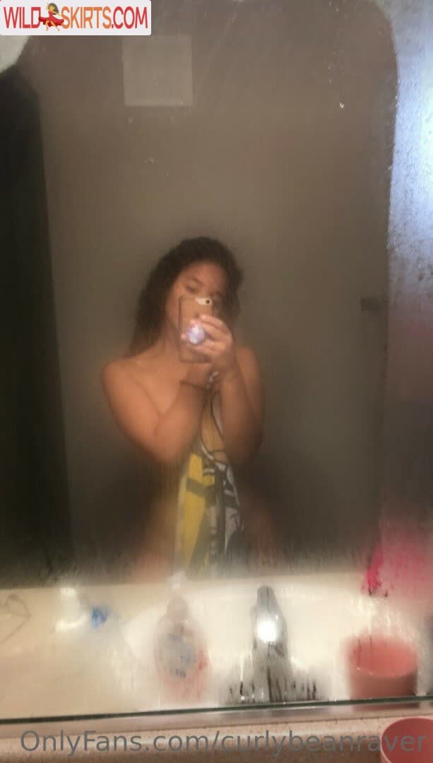 Curlybeanraver nude leaked photo #20