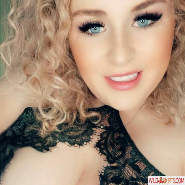 Curvy Abbii / Curvy_abbii nude OnlyFans, Instagram leaked photo #146