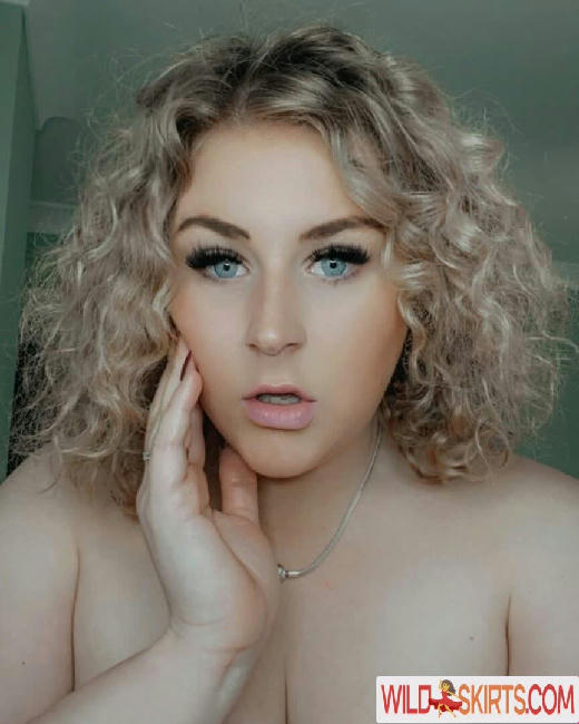 Curvy Abbii / Curvy_abbii nude OnlyFans, Instagram leaked photo #39