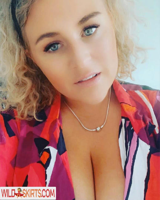 Curvy Abbii / Curvy_abbii nude OnlyFans, Instagram leaked photo #72