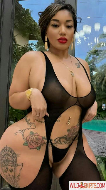 Curvyredbone / curvyred / therealshannon_m nude OnlyFans, Instagram leaked photo #8