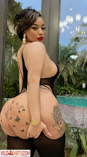 Curvyredbone / curvyred / therealshannon_m nude OnlyFans, Instagram leaked photo #9