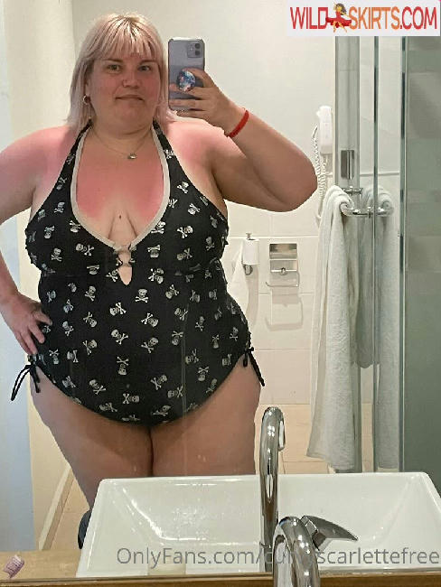 Curvyscarlettefree nude leaked photo #2