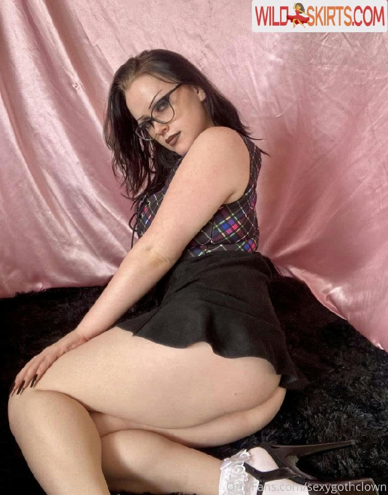 cutegothelle / babygoth / cutegothelle nude OnlyFans, Instagram leaked photo #22