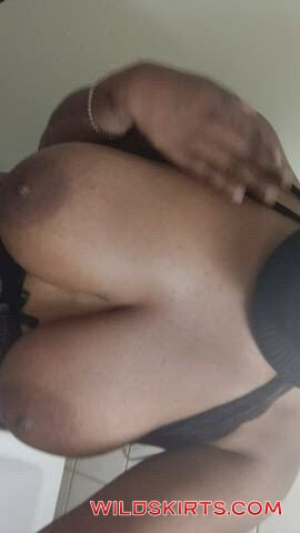 Aafricanqueeeen / aafricanqueeeen nude OnlyFans leaked video #21