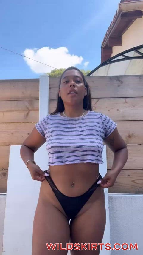 almaa / almamita / ragingalmaa nude OnlyFans leaked video #1