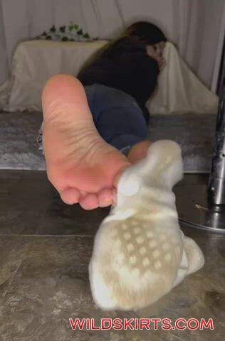 angelicsexqueen777 / angelicsexqueen / angelicsexqueen777 / thesoftestsoles1998 / worship-my-feet nude OnlyFans leaked video #25