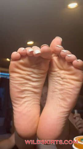 angelicsexqueen777 / angelicsexqueen / angelicsexqueen777 / thesoftestsoles1998 / worship-my-feet nude OnlyFans leaked video #37