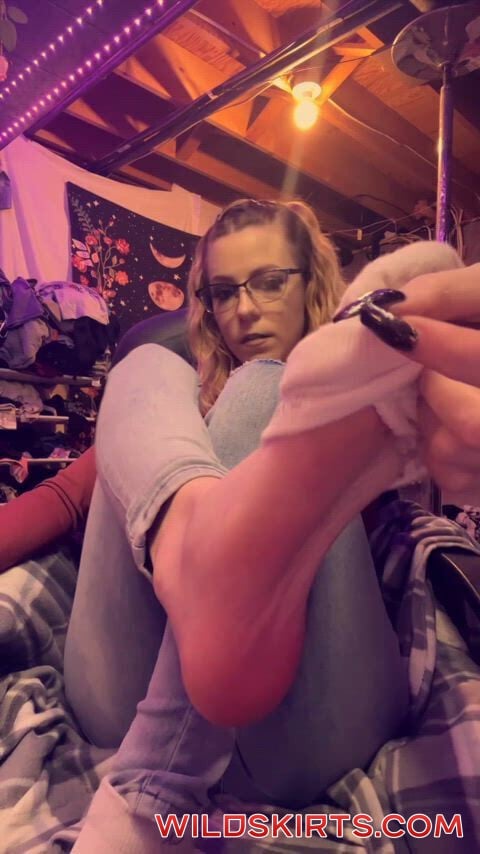 angelicsexqueen777 / angelicsexqueen / angelicsexqueen777 / thesoftestsoles1998 / worship-my-feet nude OnlyFans leaked video #41