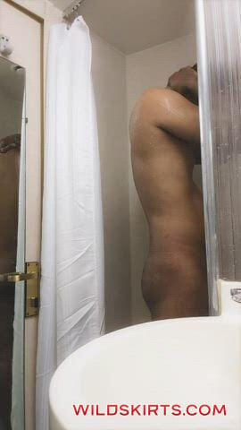 Vijay nude leaked photo #3