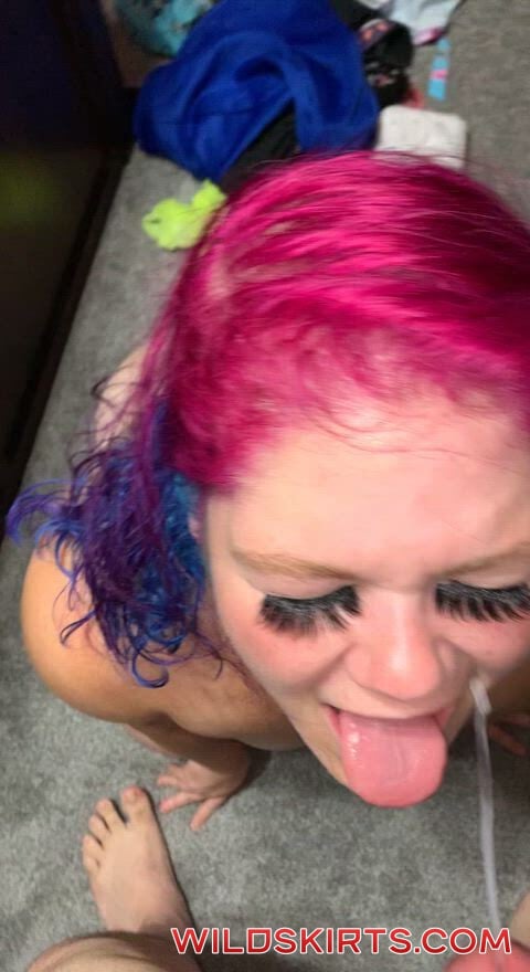 Kindlenark / autumnsnow21 / kindlenark / stickynerdymilf / kindlenarkstickynerdywife nude OnlyFans, Instagram leaked video #63